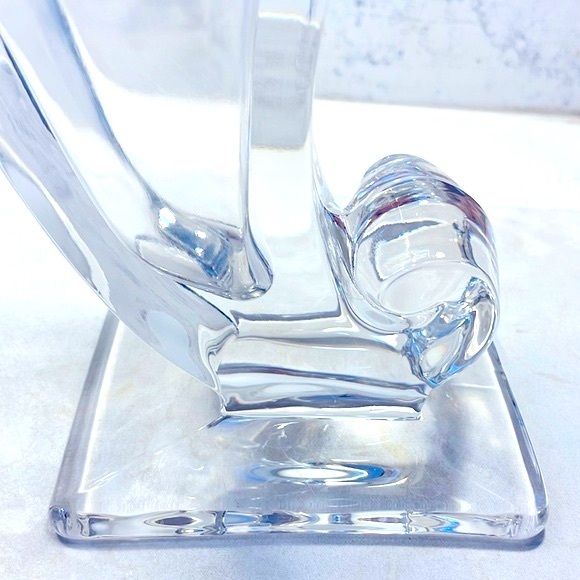 New Martinsville Cornucopia Vase Vintage Art Deco Heavy Crystal Square Base EUC - Picture 4 of 9